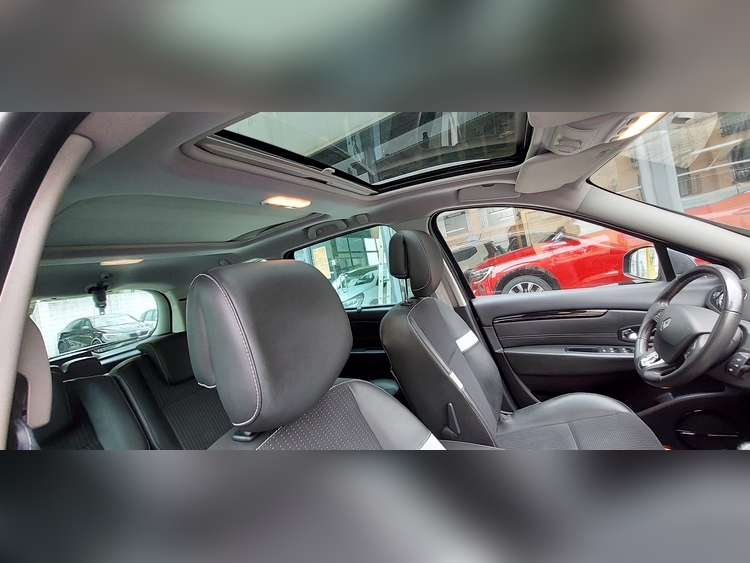 Renault Grand Scenic 1.5 DCI 110CV 7 PLAZAS foto 12